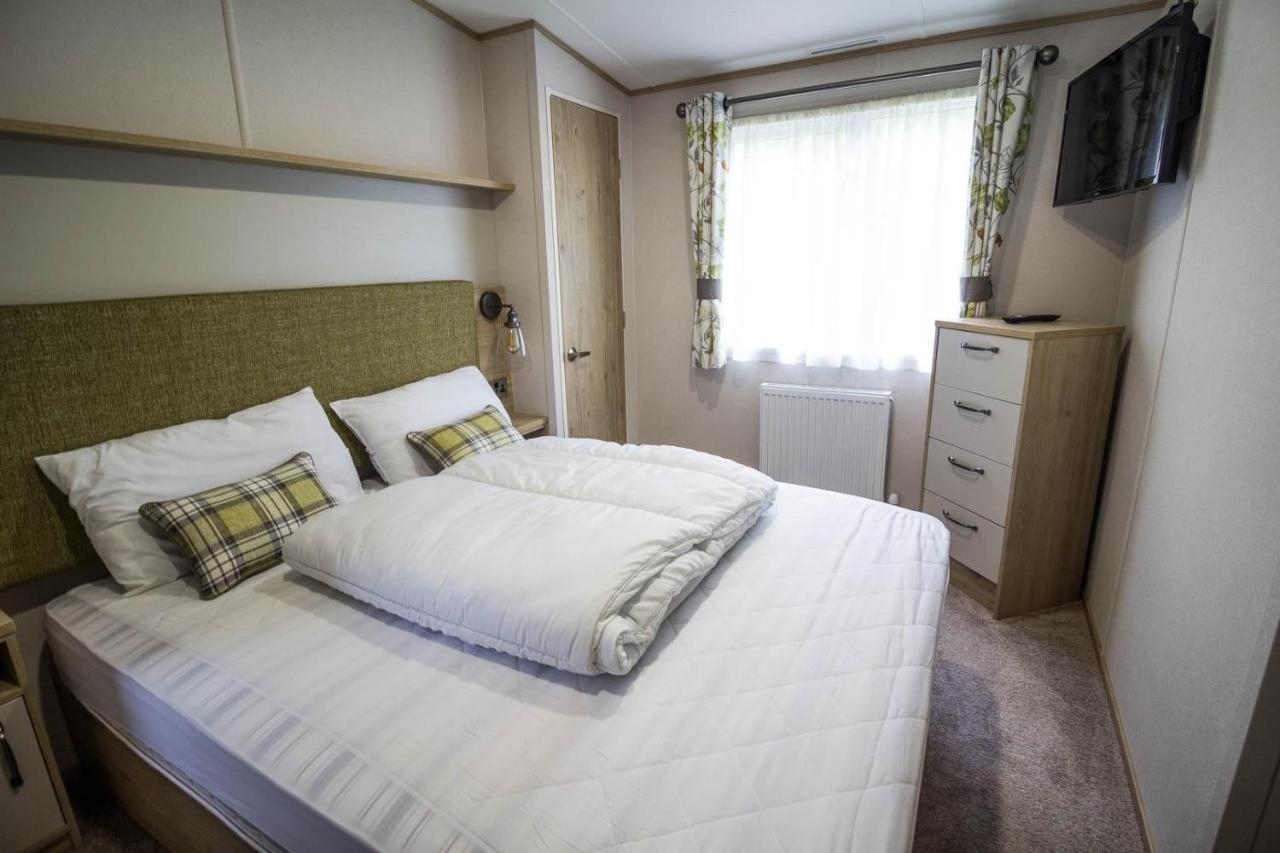 Beautiful 6 Berth Caravan With Decking At Southview Holiday Park Ref 33024O Hotel Skegness Kültér fotó