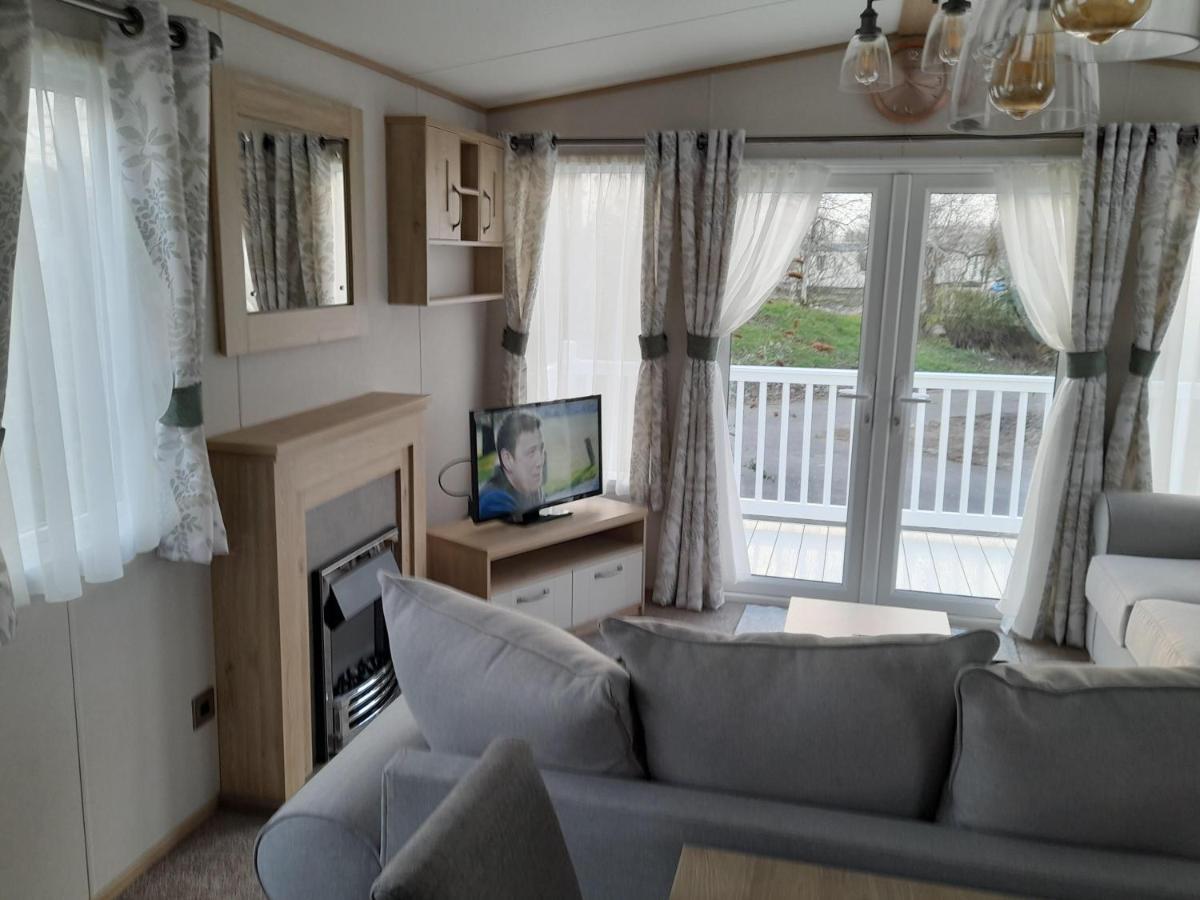 Beautiful 6 Berth Caravan With Decking At Southview Holiday Park Ref 33024O Hotel Skegness Kültér fotó
